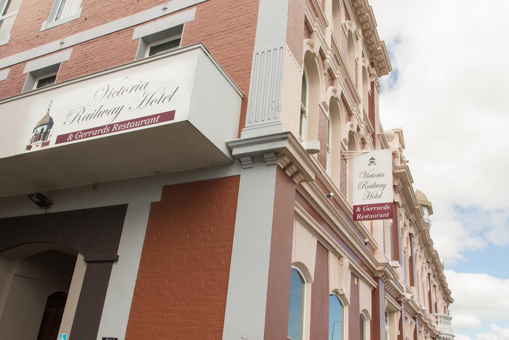 Victoria Railway Hotel Invercargill Esterno foto