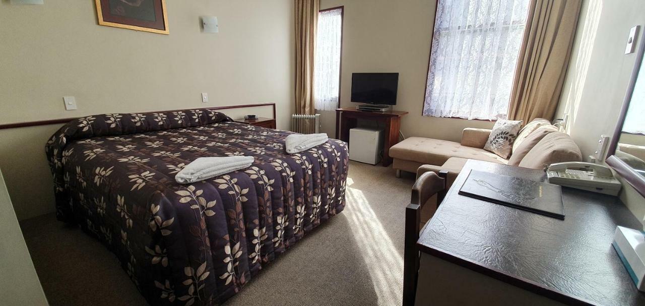 Victoria Railway Hotel Invercargill Esterno foto
