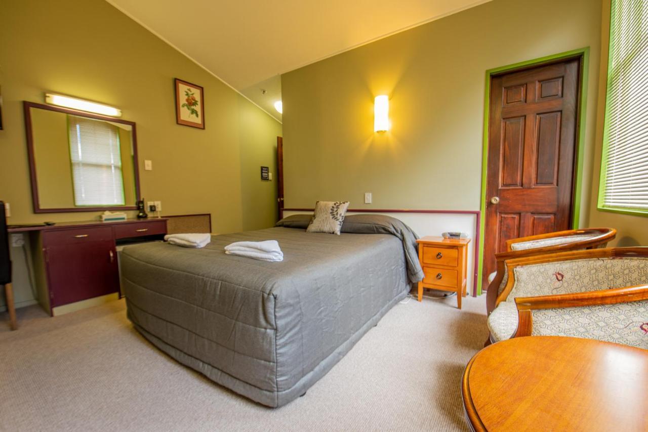 Victoria Railway Hotel Invercargill Esterno foto